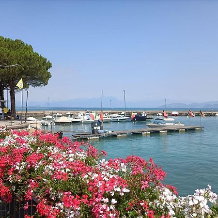 Home La Rosa Del Garda Peschiera del Garda Exterior foto